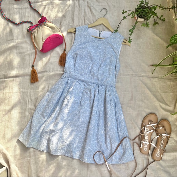 Dresses & Skirts - Baby Blue Floral Dress